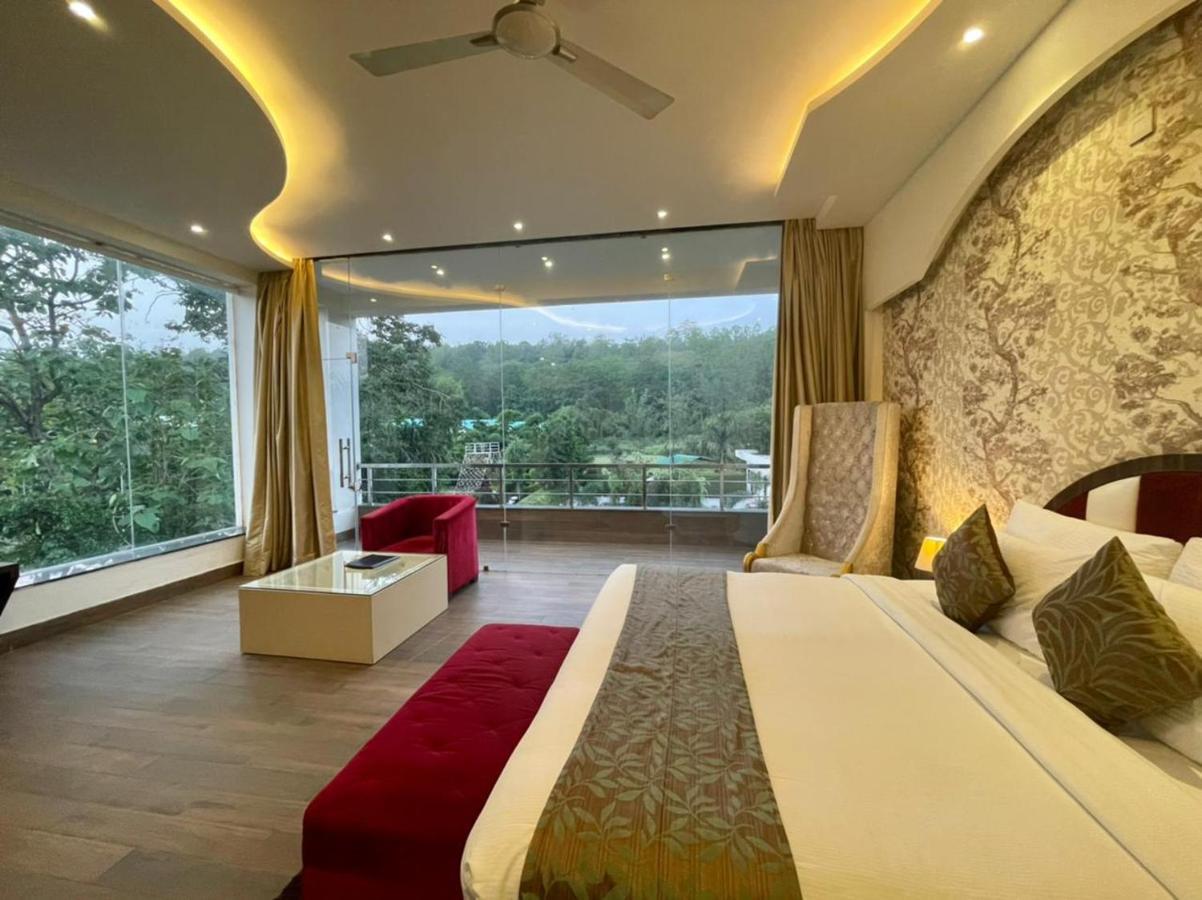 Winsome Resort & Spa Corbett Rāmnagar Exterior foto