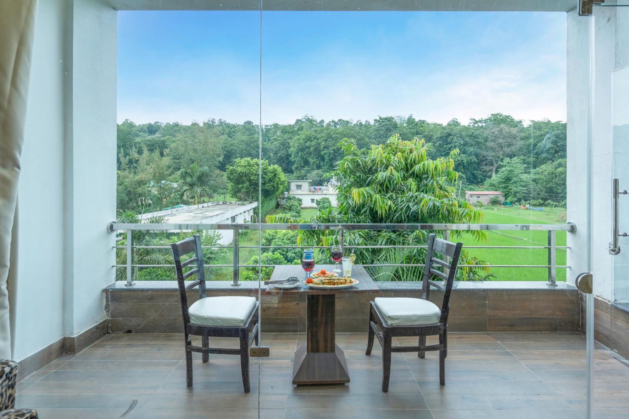 Winsome Resort & Spa Corbett Rāmnagar Exterior foto